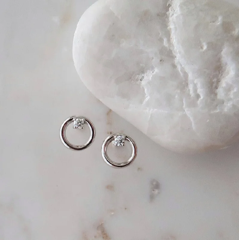 Circle Stud Earrings 14K White Gold