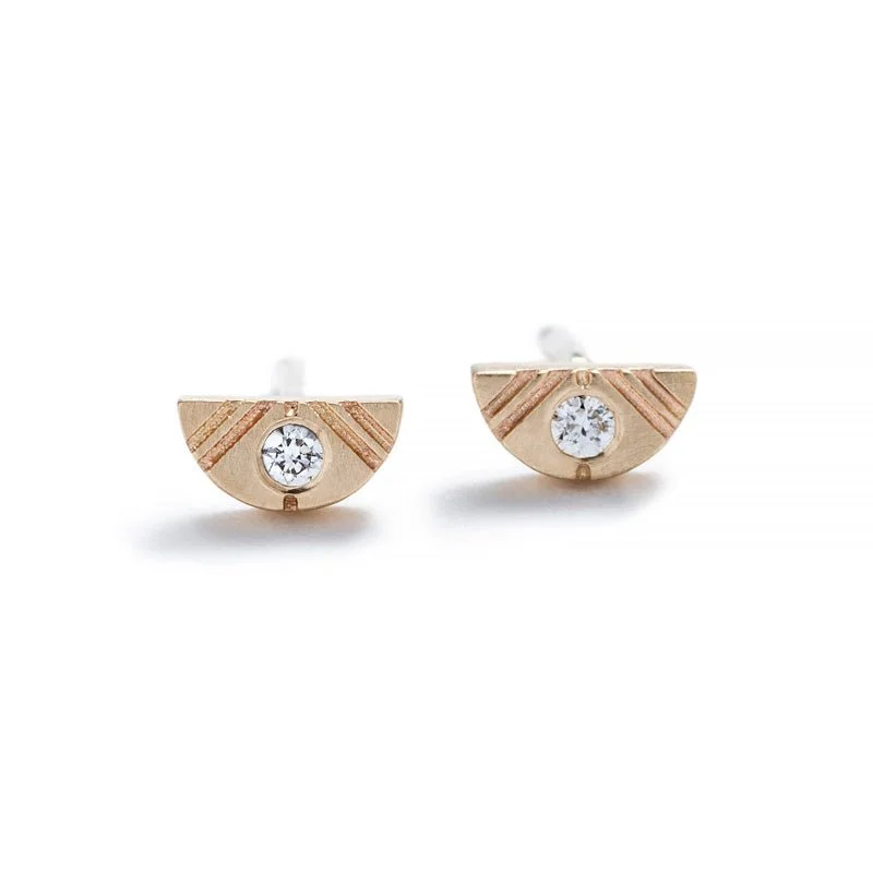 Dulcis stud earrings