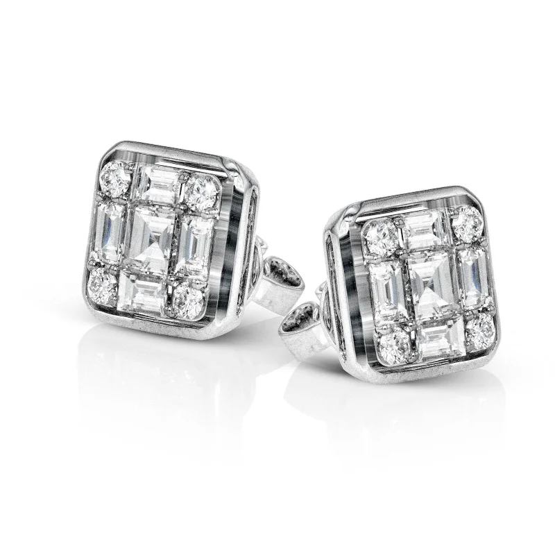 Stud Earrings in 18k Gold with Diamonds