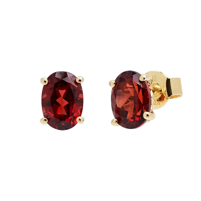 Oval Garnet Stud Earrings in 14kt Yellow Gold