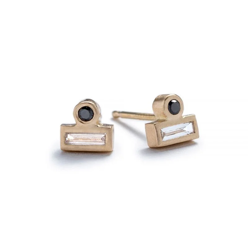 Ipsum stud earrings