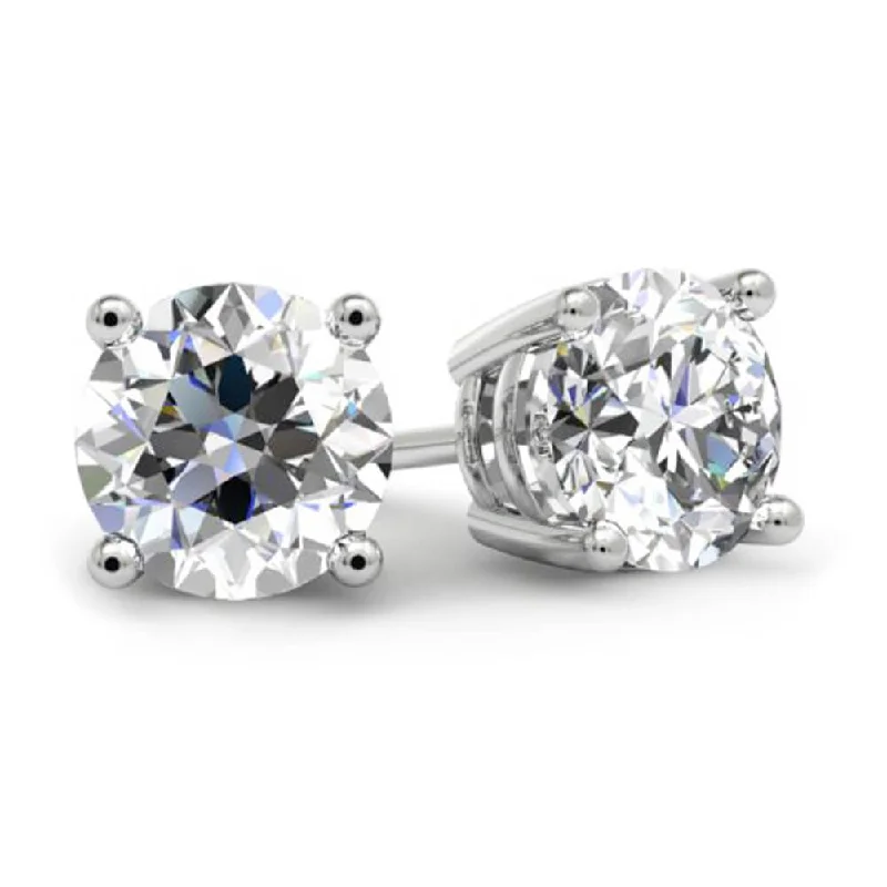 Round Brilliant Diamond Stud Earrings - 4 Prong