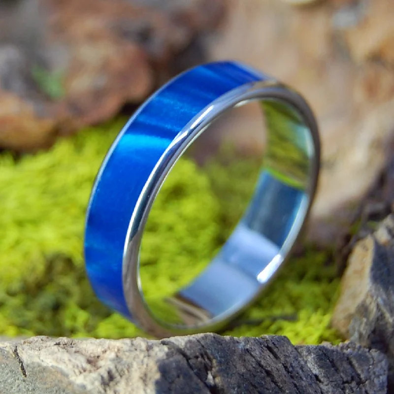 Round Midnight | Men's Blue Marbled Resin & Titanium Wedding Ring