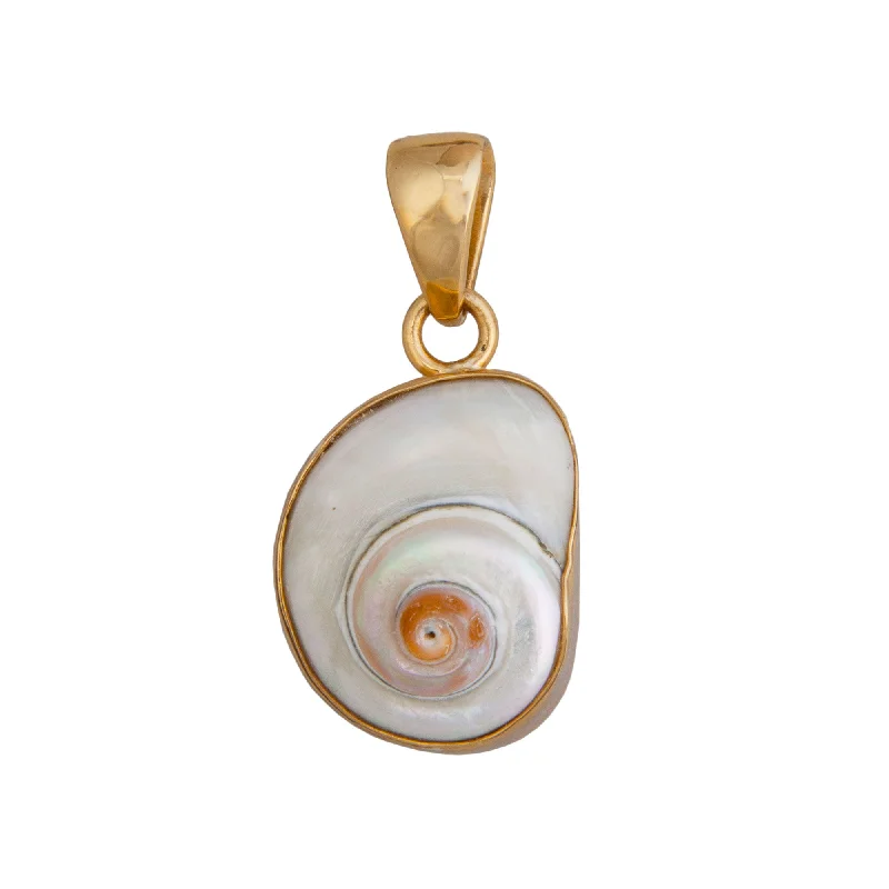 Alchemia Cinnerus Shell Pendant