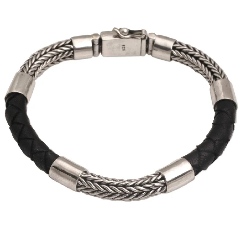 Handmade Men's Sterling Silver Leather Stay Strong Bracelet (Indonesia) - Black