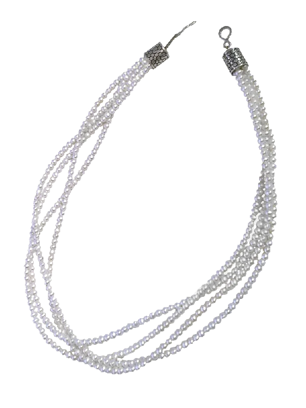 S Cayatino Pearls Necklace