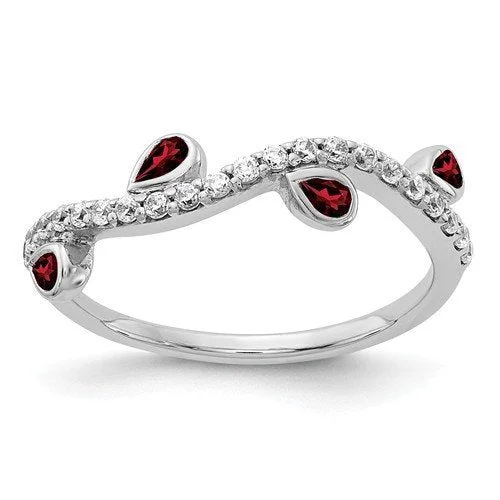 14KT WHITE GOLD .72 CTW GARNET & .21 CTW DIAMOND VINE RING