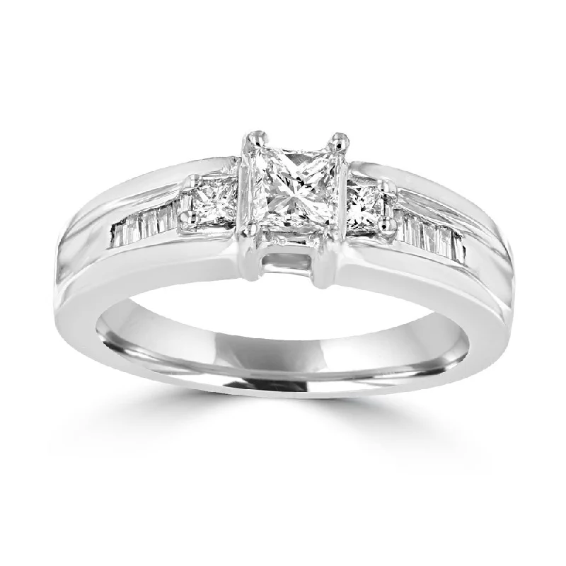 PLATINUM 3/4 CTW PRINCESS CUT & BAGUETTE DIAMOND 3 STONE RING