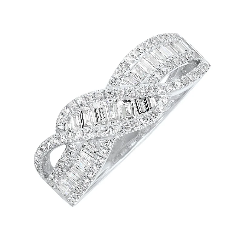 14KT WHITE GOLD DIAMOND (3/4CTW) RING