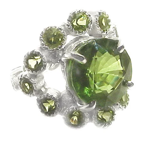 'Spring Flower' Peridot Cocktail Ring