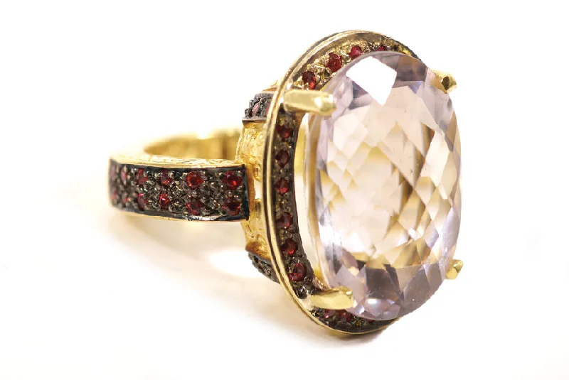 'The Royal Jewel' 22kt Gold Cocktail Ring