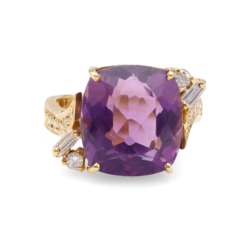 Vintage Amethyst Diamond 18k Yellow Gold Ring